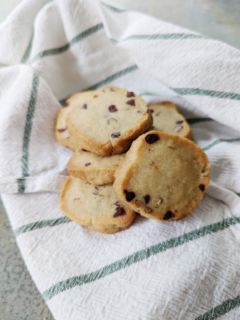 orange chocolate pecan shortbread