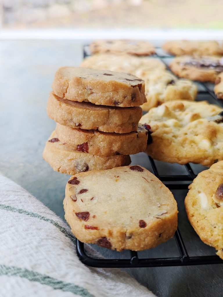 maichou -- orange chocolate pecan shortbread